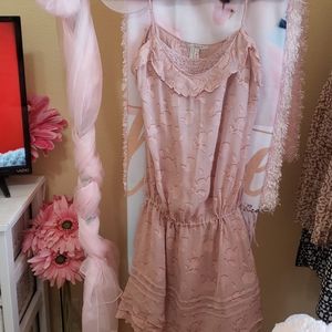 BCBG MAXAZIRA Short Dress